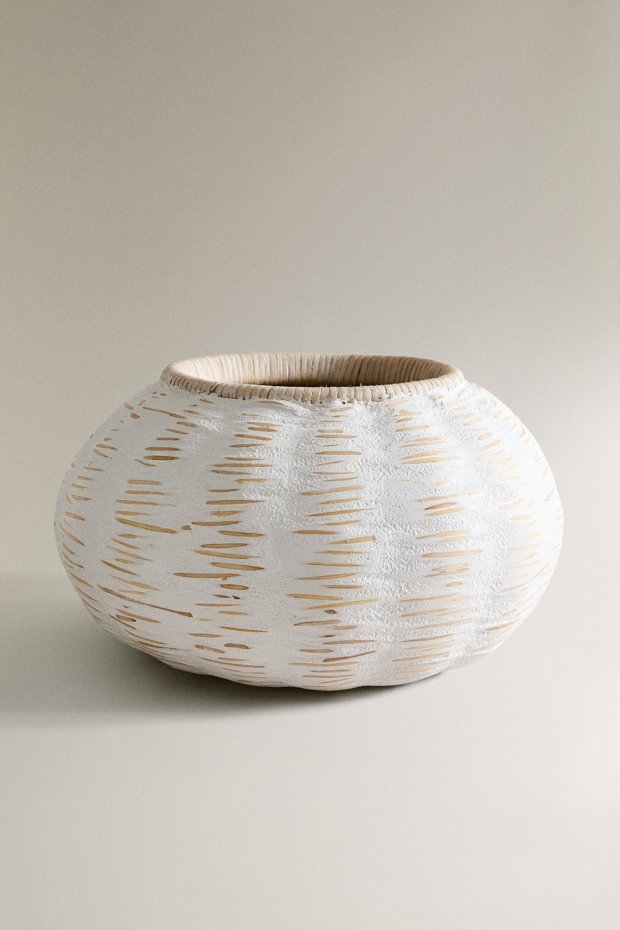 MICROCEMENT BASKET VASE